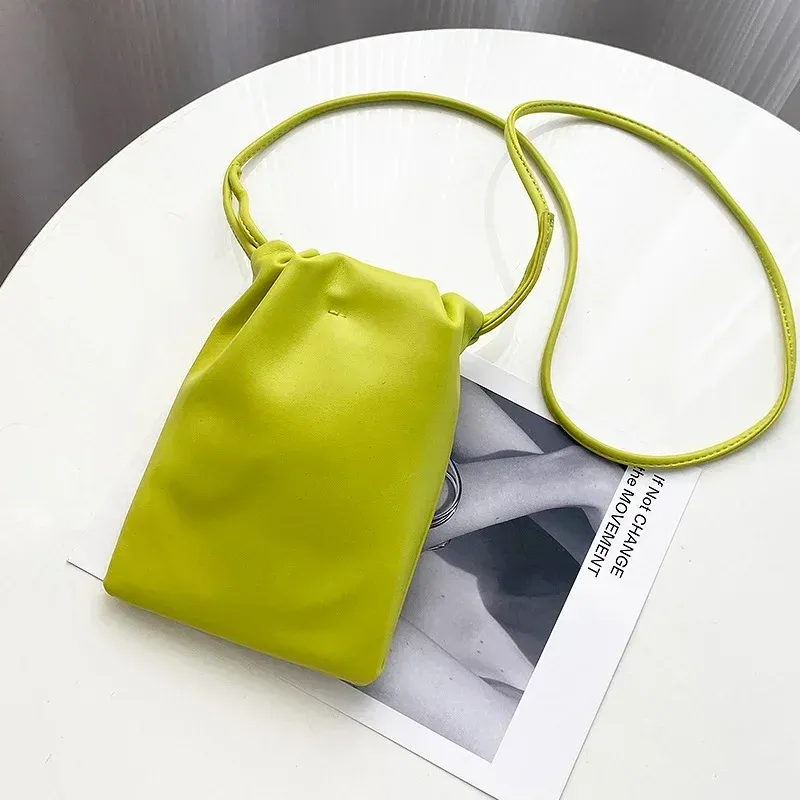 Sac à main en similicuir PU pour femme, à bandoulière et grande capacité, avec rabat 5
