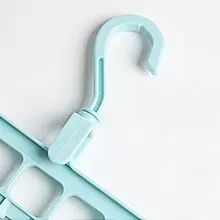 Cintre en cascade pour vêtements suspendus