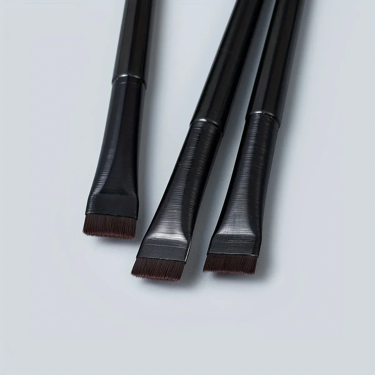 Outils de rehaussement de cils pour un regard sublimé