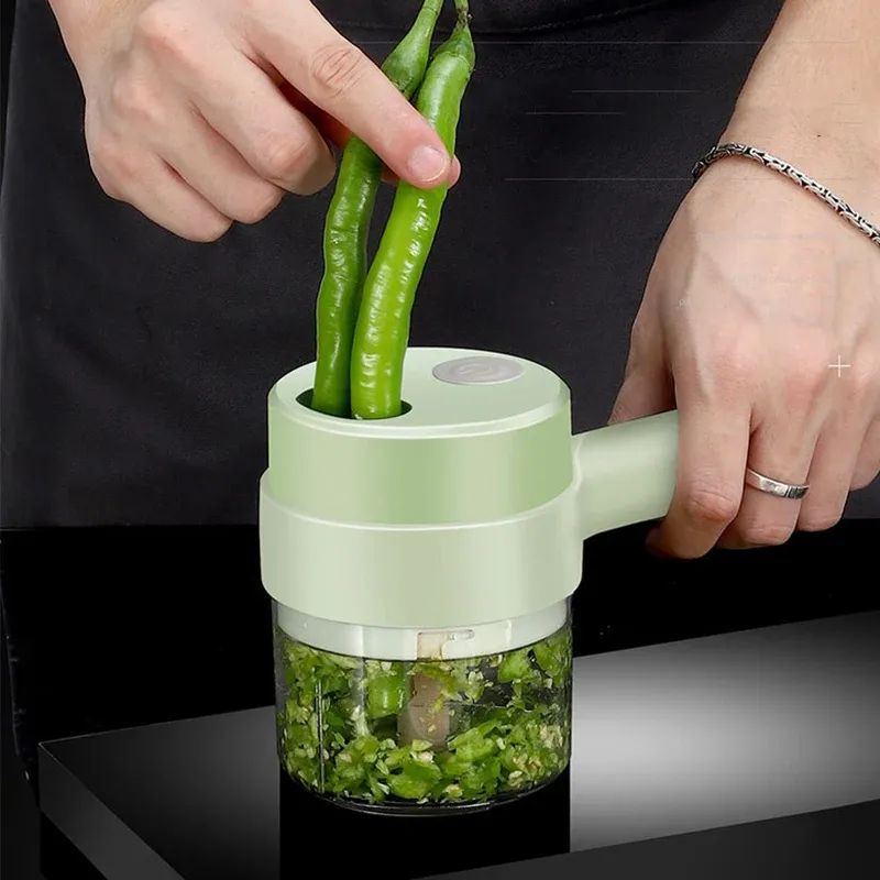 Ensemble coupe-légumes électrique 4 en 1 sans fil et portatif 4