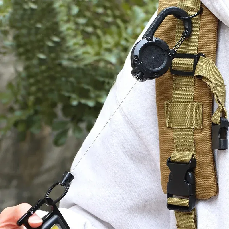 Porte-clés rétractable robuste avec mousqueton