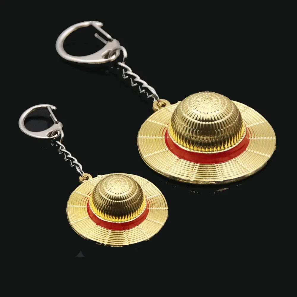 Porte-clés en métal à pendentif chapeau de paille, style anime classique - Image 1