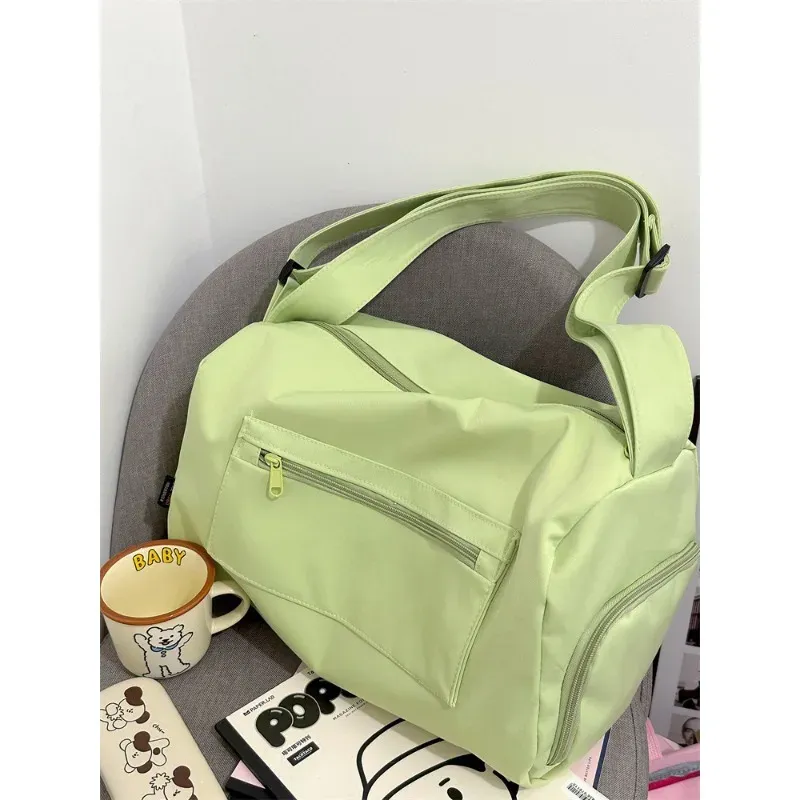 Grand sac fourre-tout de voyage à bandoulière pour femme en toile, sac de sport et de yoga 6