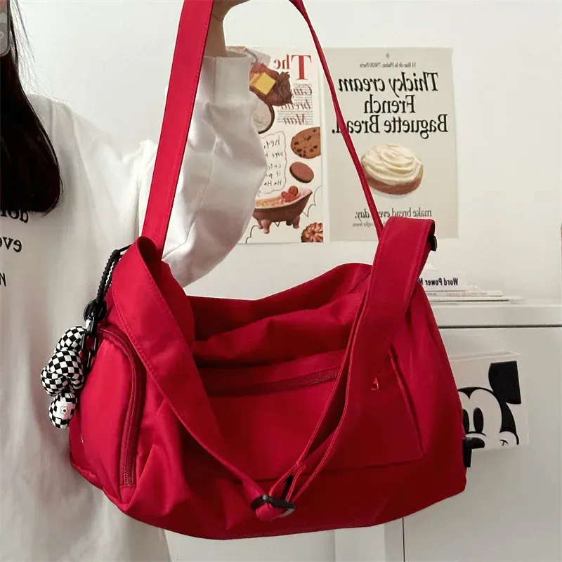 Sac fourre-tout avec ouverture spacieuse