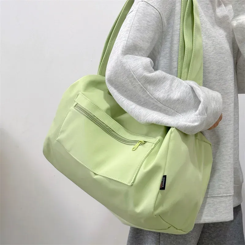 Sac fourre-tout en toile, mise en situation