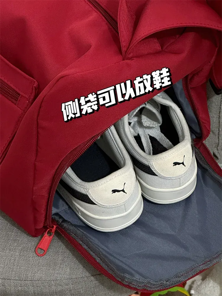 Sac de voyage en toile, mise en situation
