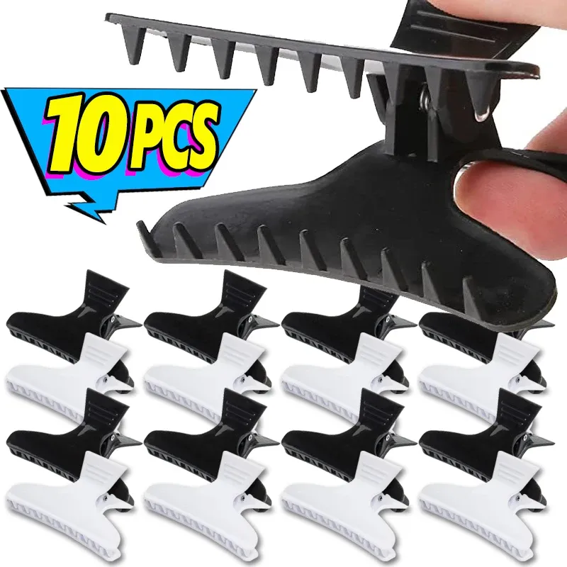 Pince papillon noire pour cheveux, vue de détail