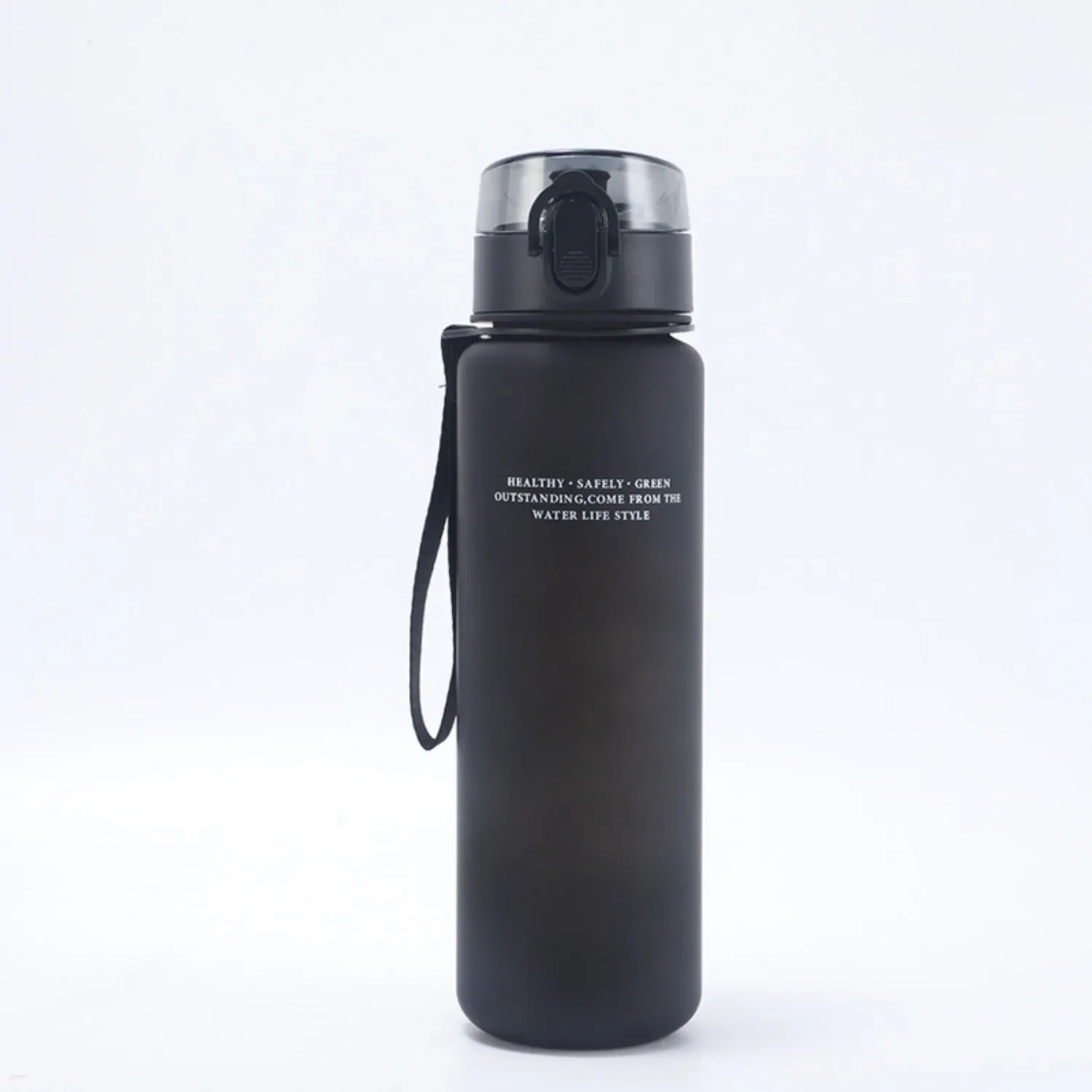 Bouteille d'eau de sport dans son environnement