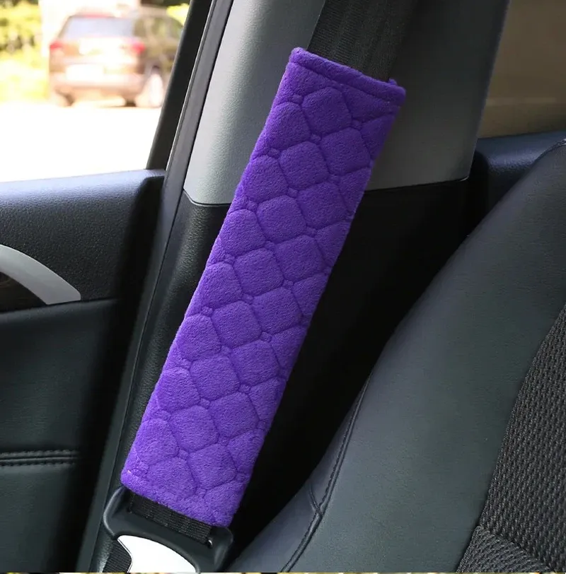 Détail du couvre-épaule installé sur une ceinture
