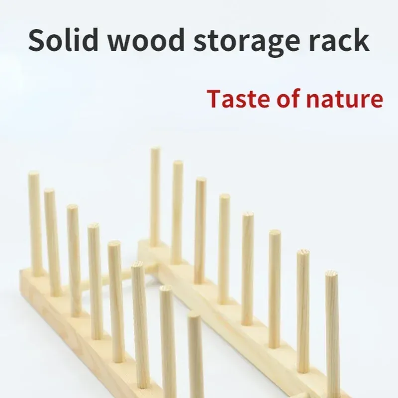Rangement de vaisselle sur égouttoir en bois