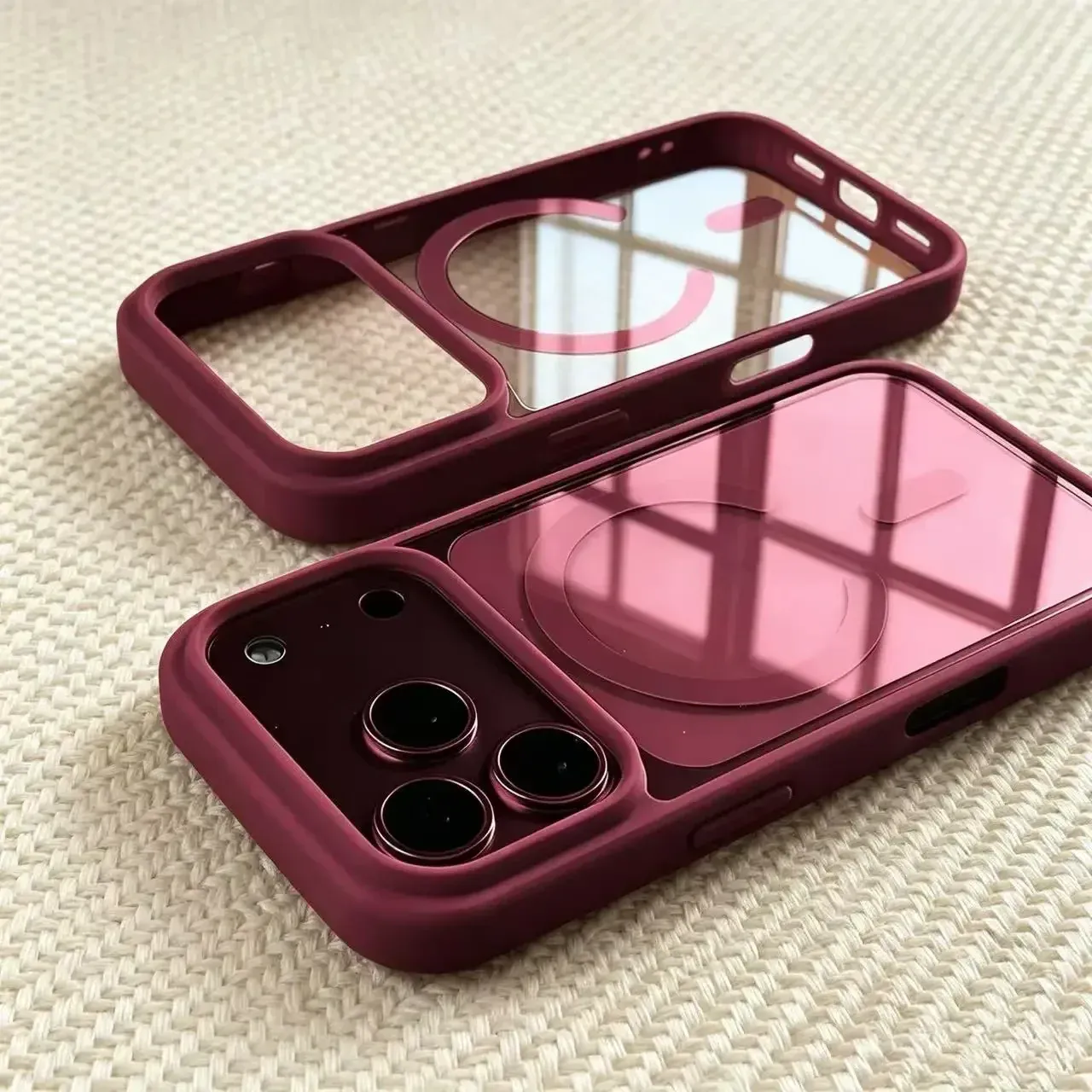 Coque MagSafe transparente, détail des finitions