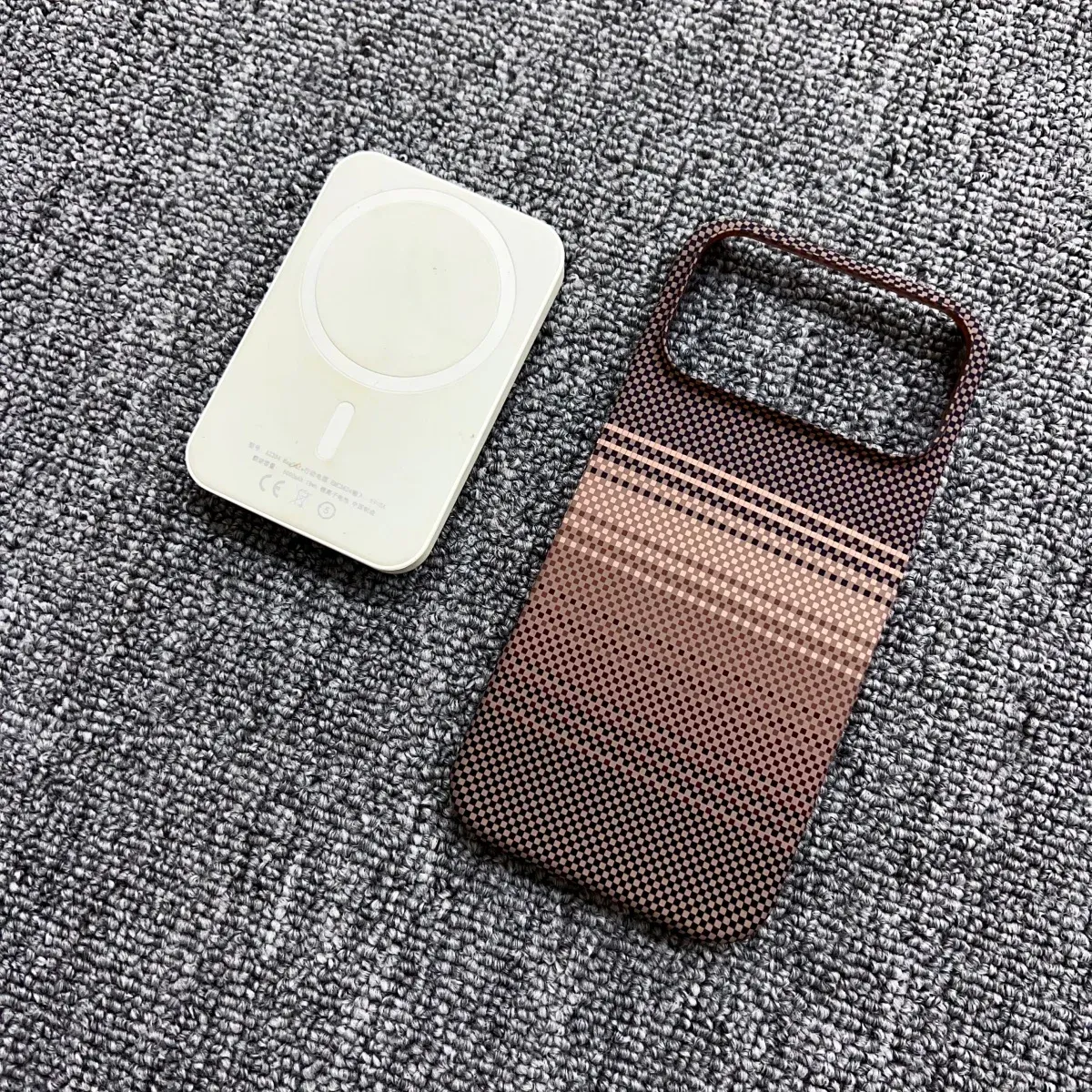 Coque sans cadre en fibre de carbone compatible MagSafe pour iPhone 18, 17 Air, 16 Plus, 15, 14 et 13 Pro Max 8