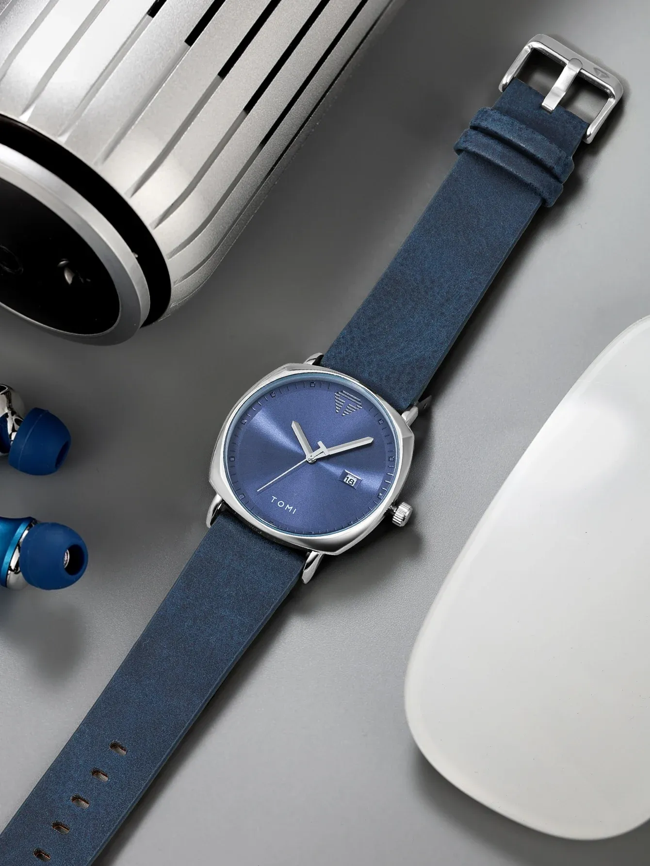 Montre TOMI, détail de la boucle