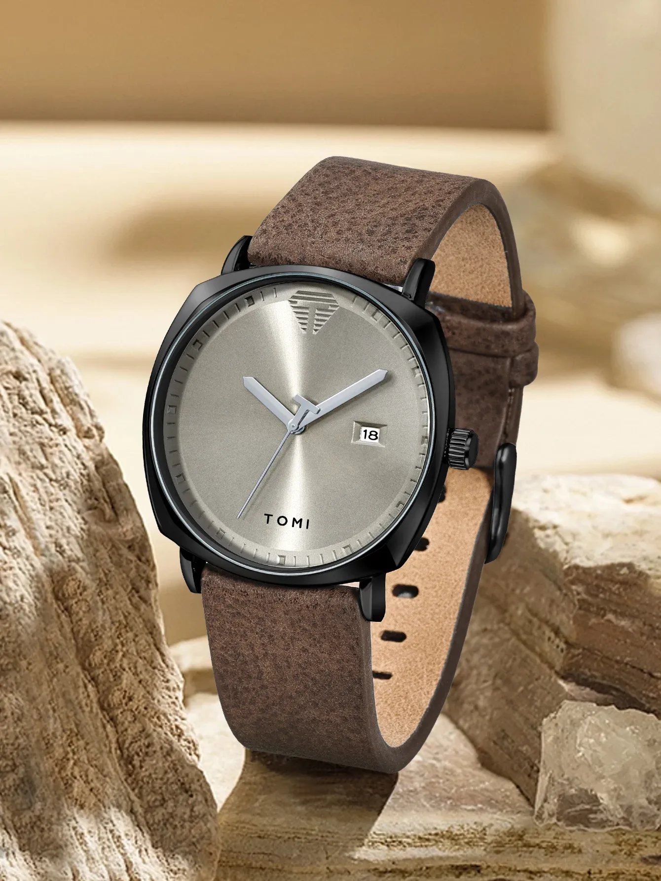 Montre TOMI, élégance au quotidien