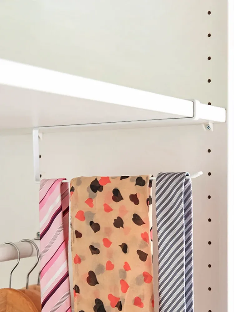 Porte-essuie-tout suspendu, mise en place