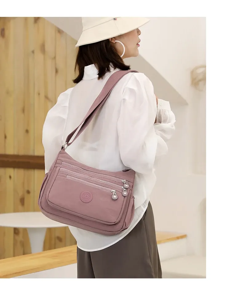 Sac femme imperméable en situation