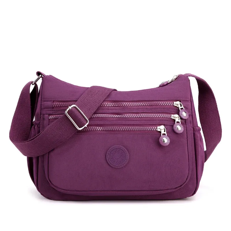 Sac bandoulière imperméable en nylon pour femme 9