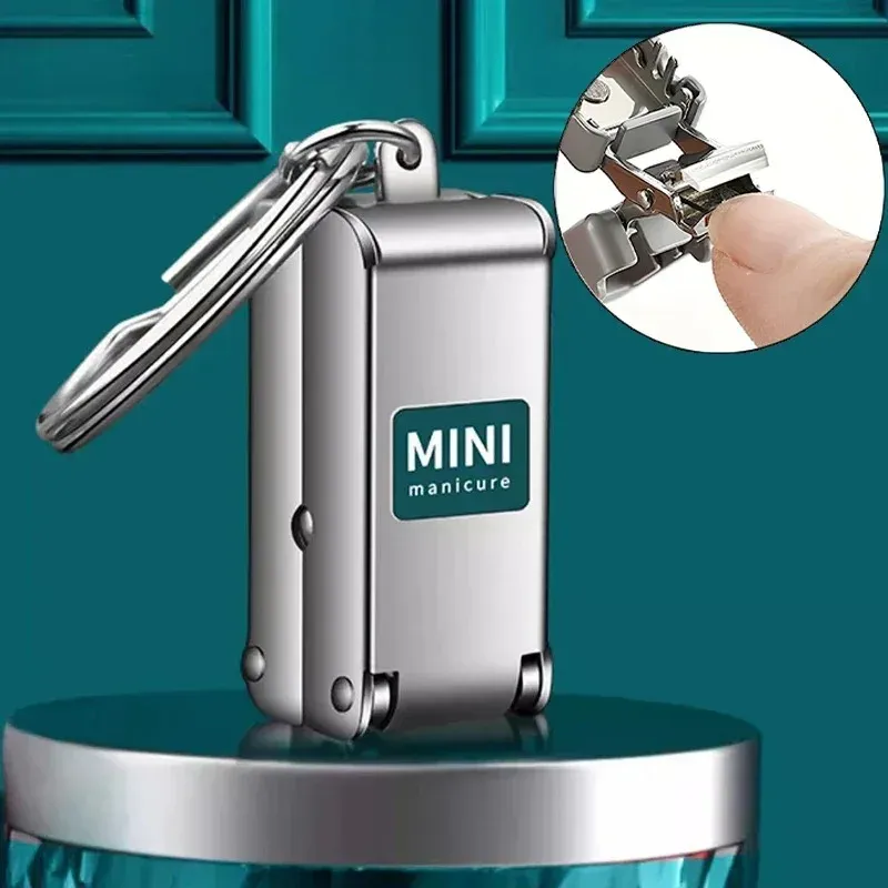 Coupe-ongles compact et portable en acier inoxydable avec rangement et angle de lame 1
