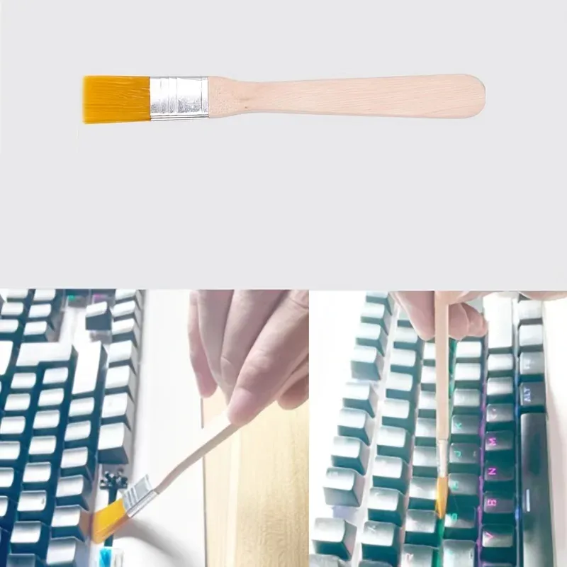 Utilisation des brosses de nettoyage pour électronique