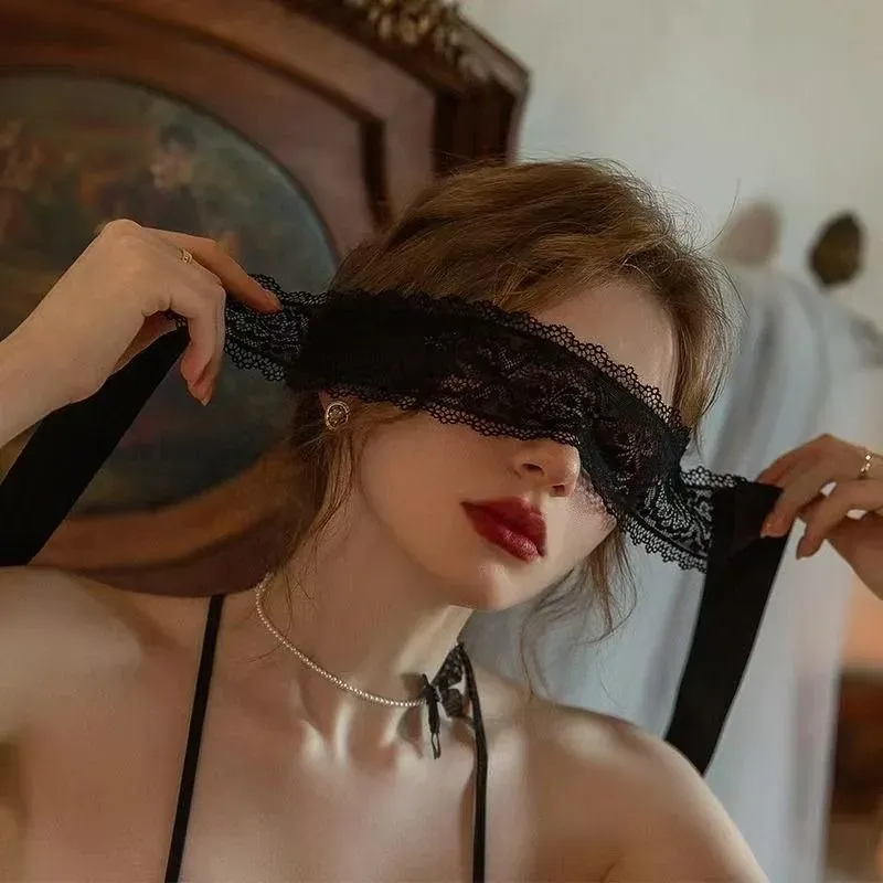 Masque en dentelle sensuel pour femme, ambiance soirée