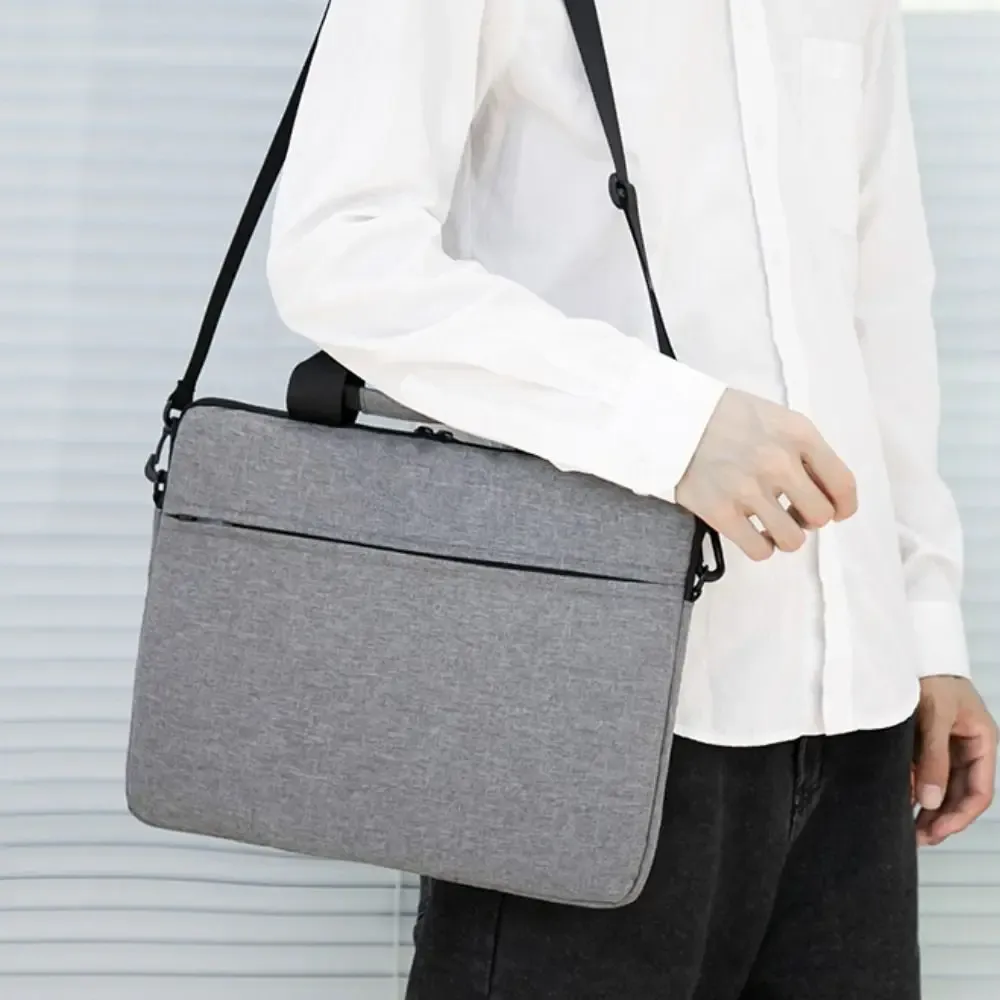 Housse pour ordinateur portable, ouverture par fermeture éclair