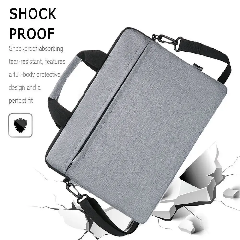 Housse pour ordinateur portable en situation de voyage