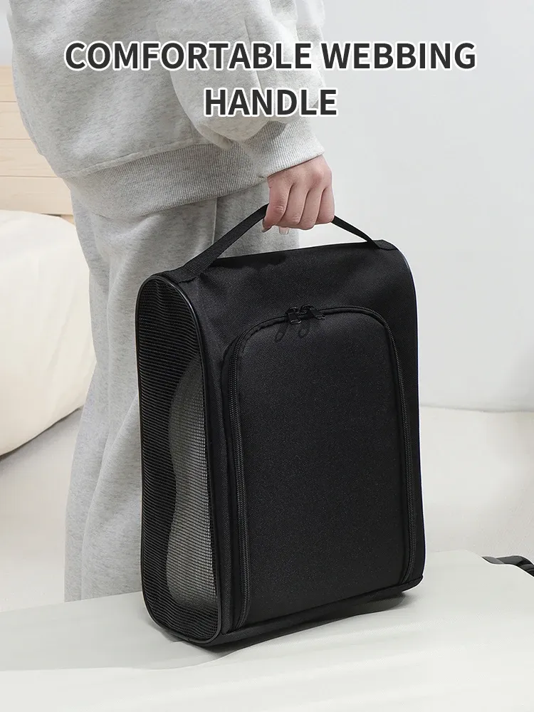 Sac de rangement pour chaussures en situation de voyage