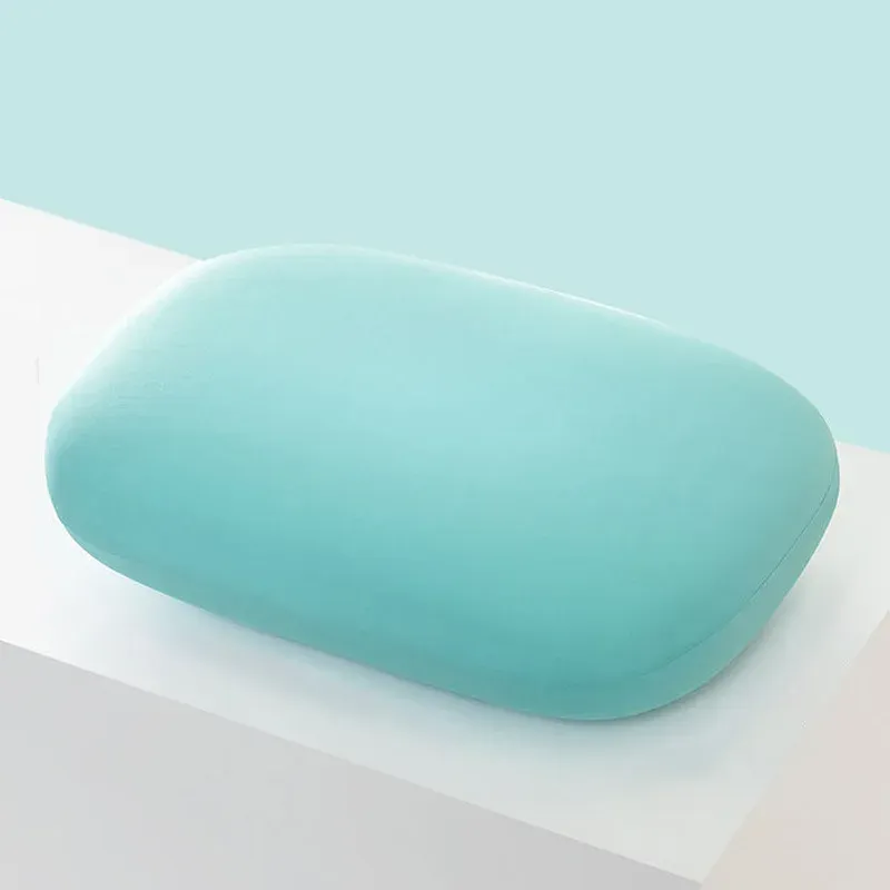 Oreiller cervical ergonomique en mousse à mémoire de forme pour voyage 9