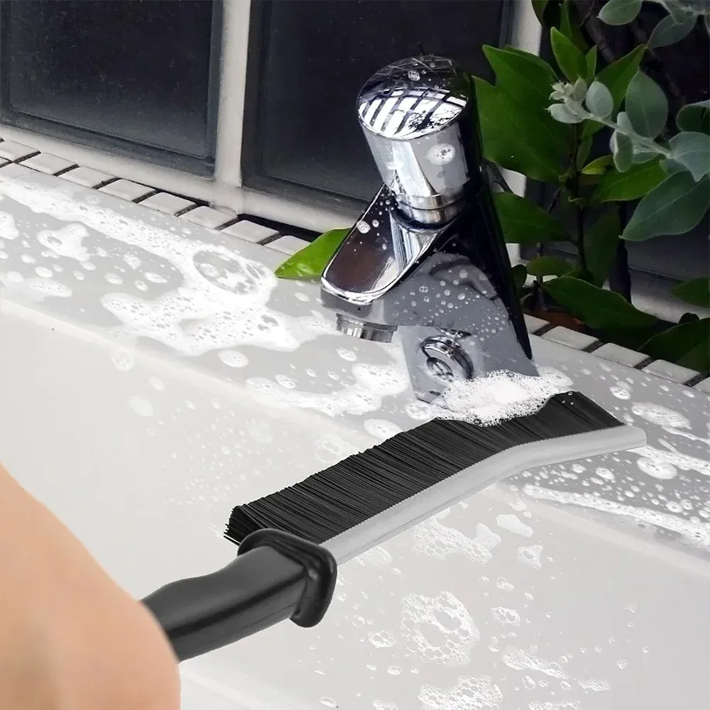 Brosse à interstices, cadre de présentation