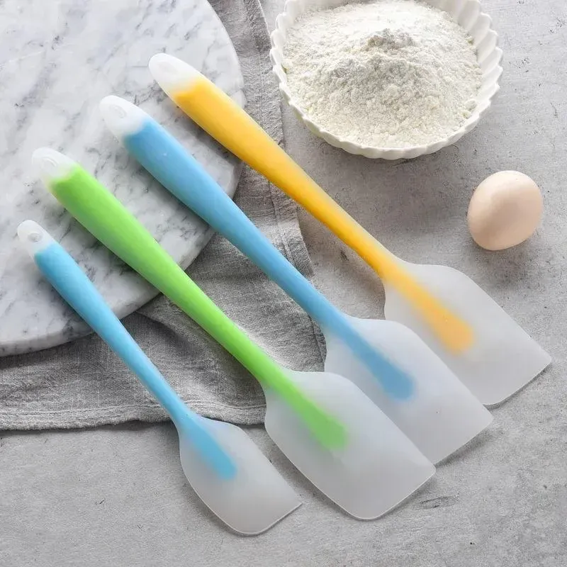 Spatule en silicone pâtisserie, ambiance cuisine