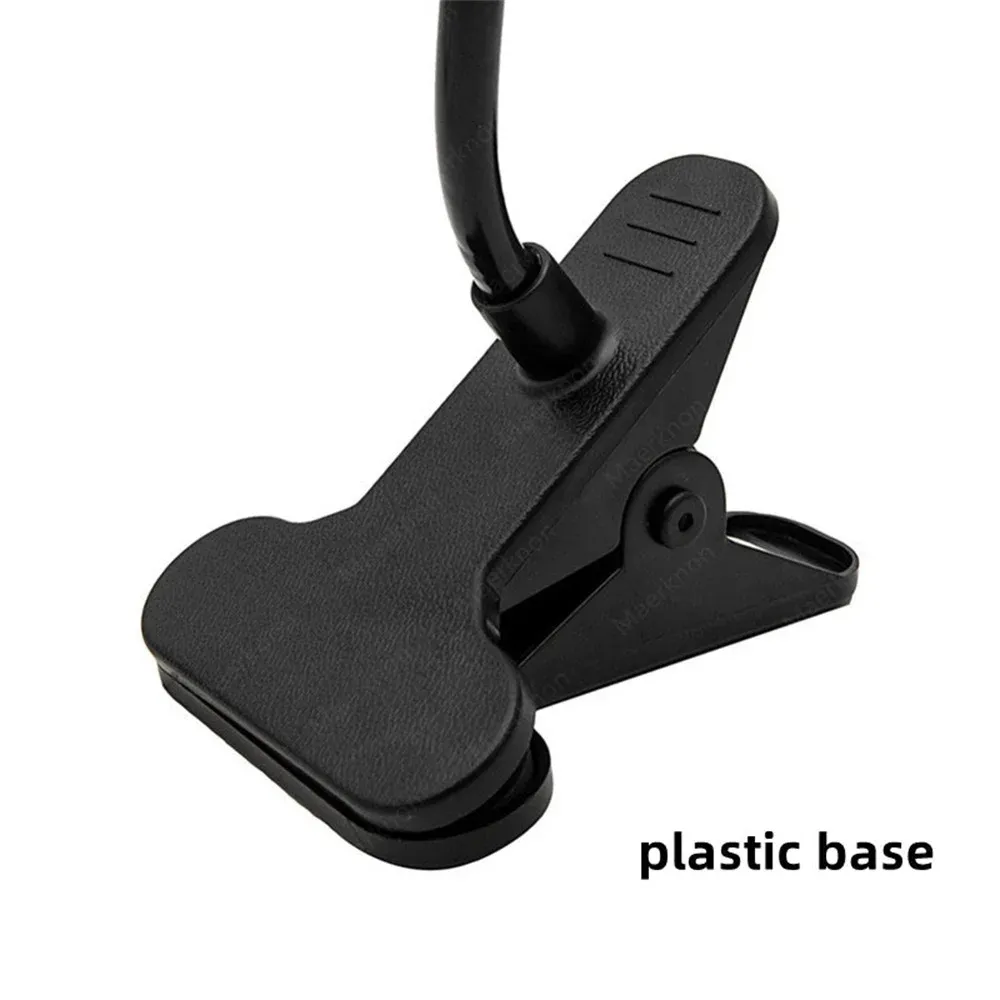 Support de téléphone installé sur un bureau