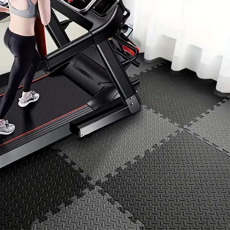 Tapis de fitness en mousse, finition détaillée