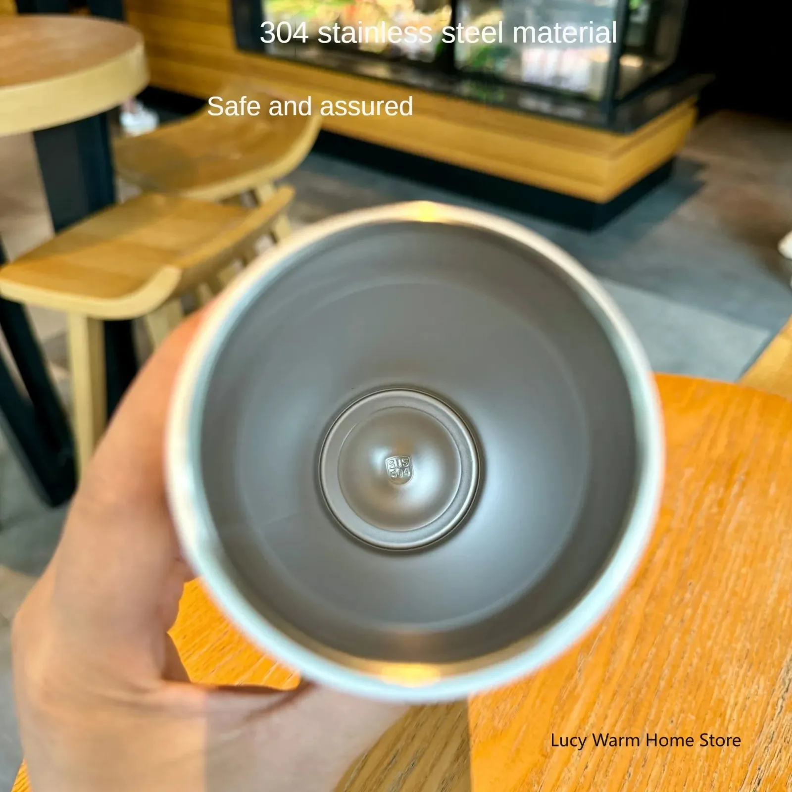 Gobelet thermos, vue de profil