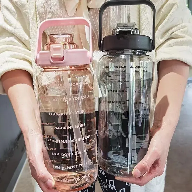 Gourde portable en plastique avec paille, 2 L, pour sports de plein air et fitness, grande bouteille pour adultes avec marqueur de temps 3