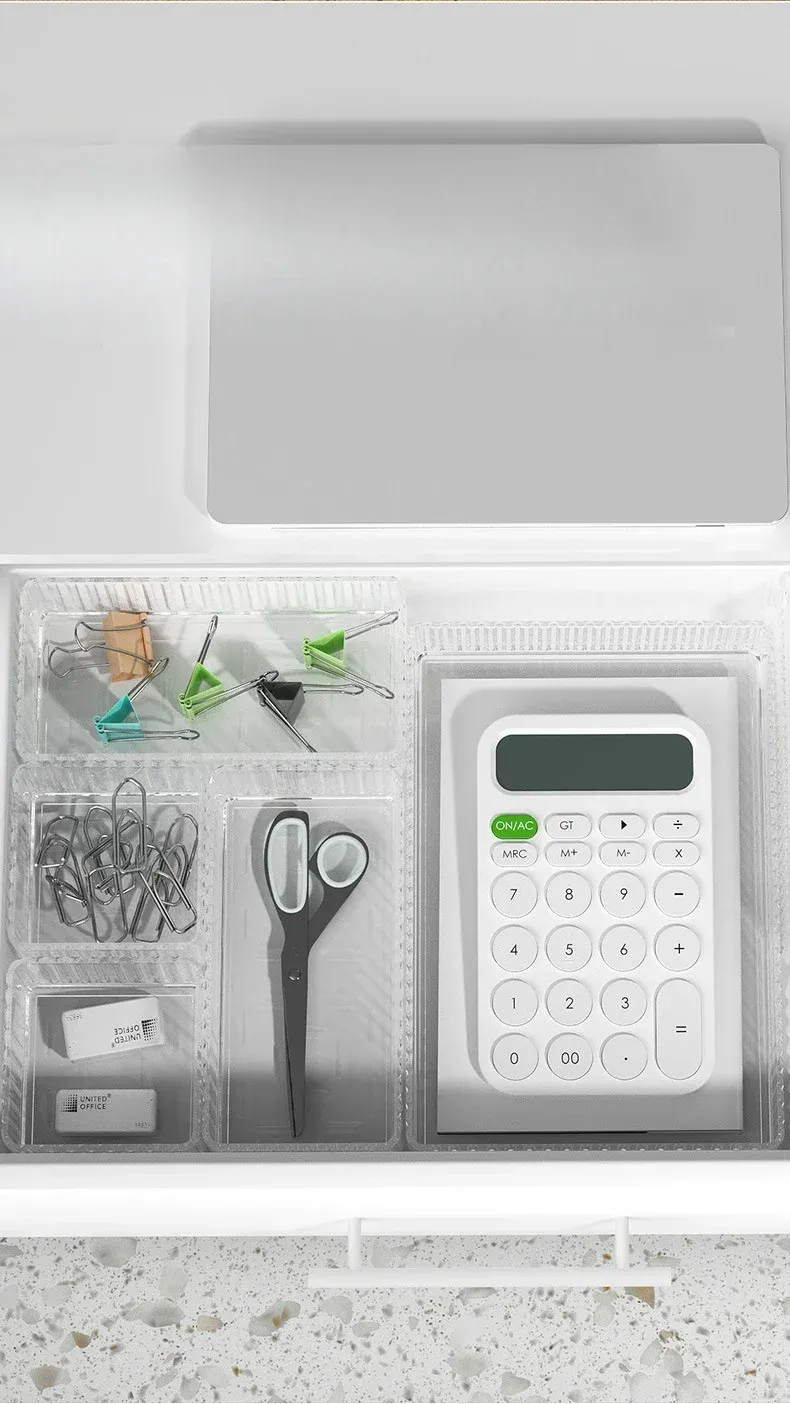 Organisateur de rangement dans un intérieur