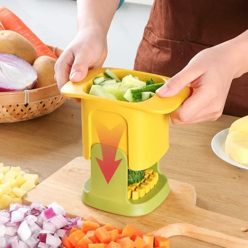 Hachoir à légumes multifonctionnel à pression manuelle, coupe-oignon, coupe-frites et trancheur de concombre 2