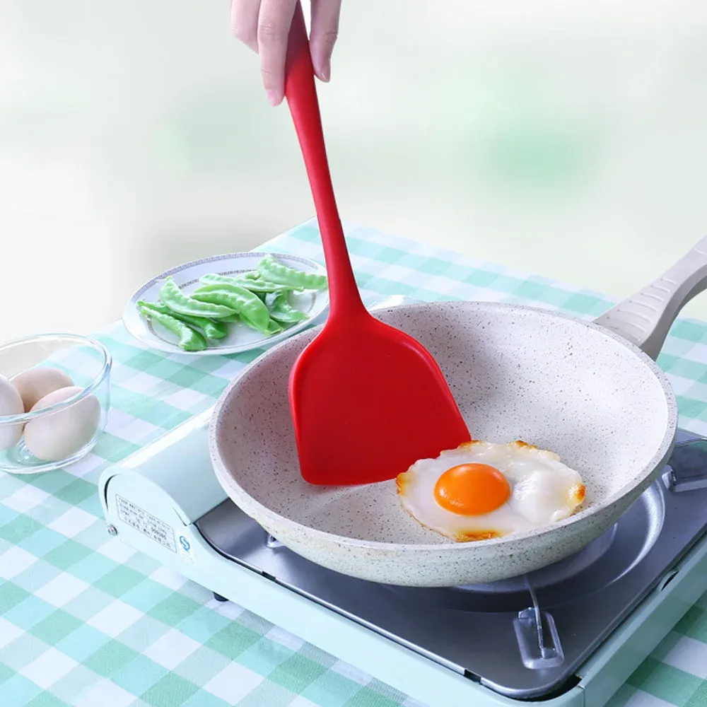 Spatule en silicone en cuisine
