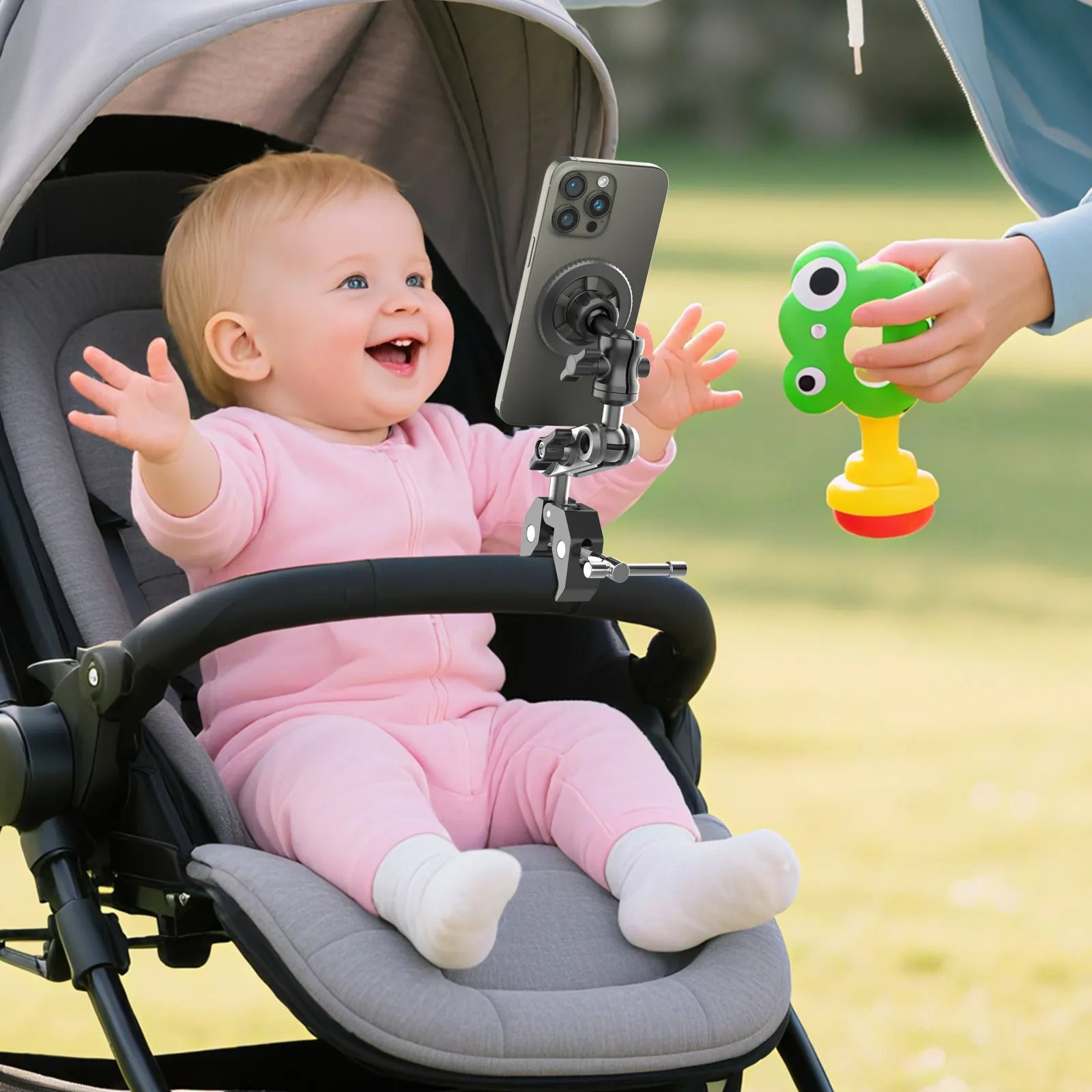 Support magnétique sur chariot de golf