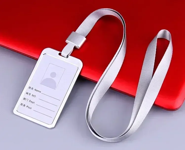 Porte-cartes en alliage d'aluminium avec étui ABS rétractable pour badge et cartes de crédit 36