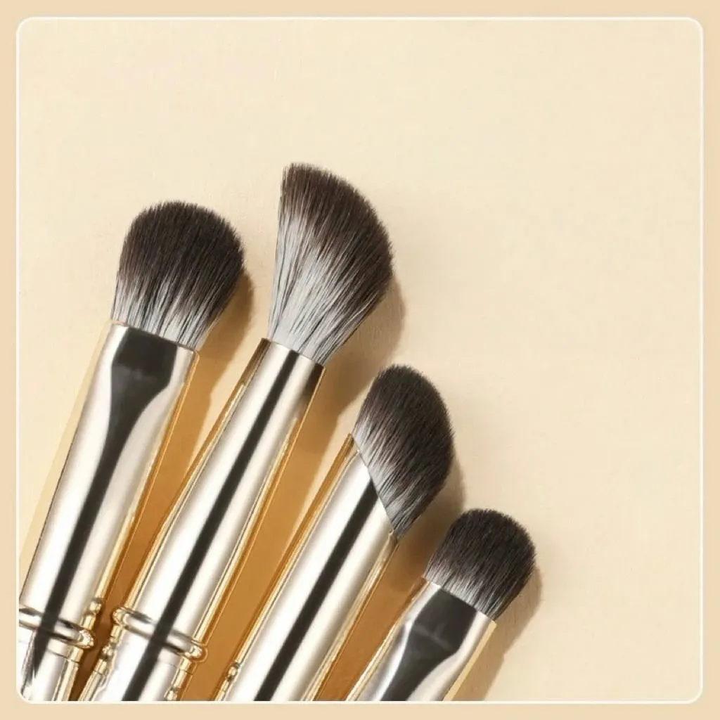 Ensemble de pinceaux de maquillage portables avec têtes de rechange