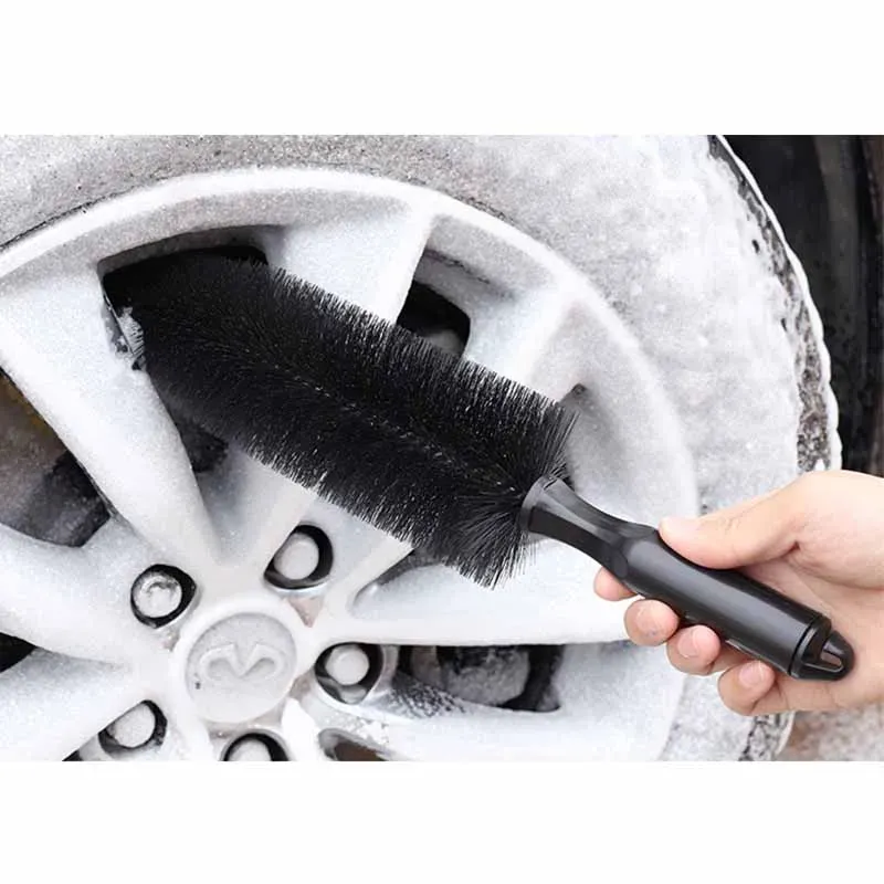 Brosse de nettoyage pour jantes, présentation du produit