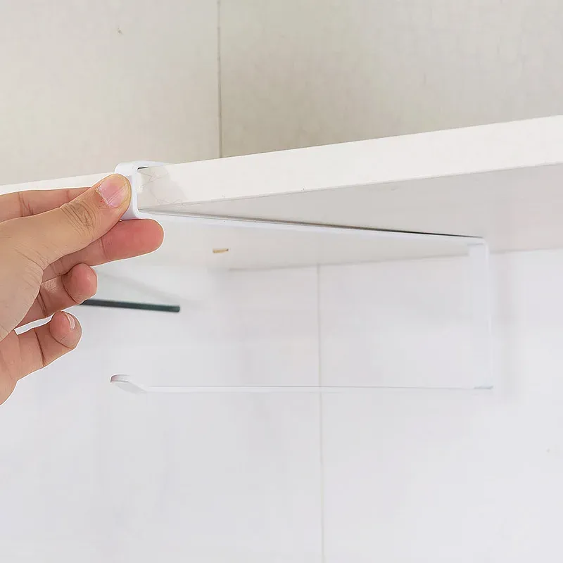 Organisateur de cuisine suspendu en plastique avec porte-essuie-tout et distributeur de film alimentaire 5