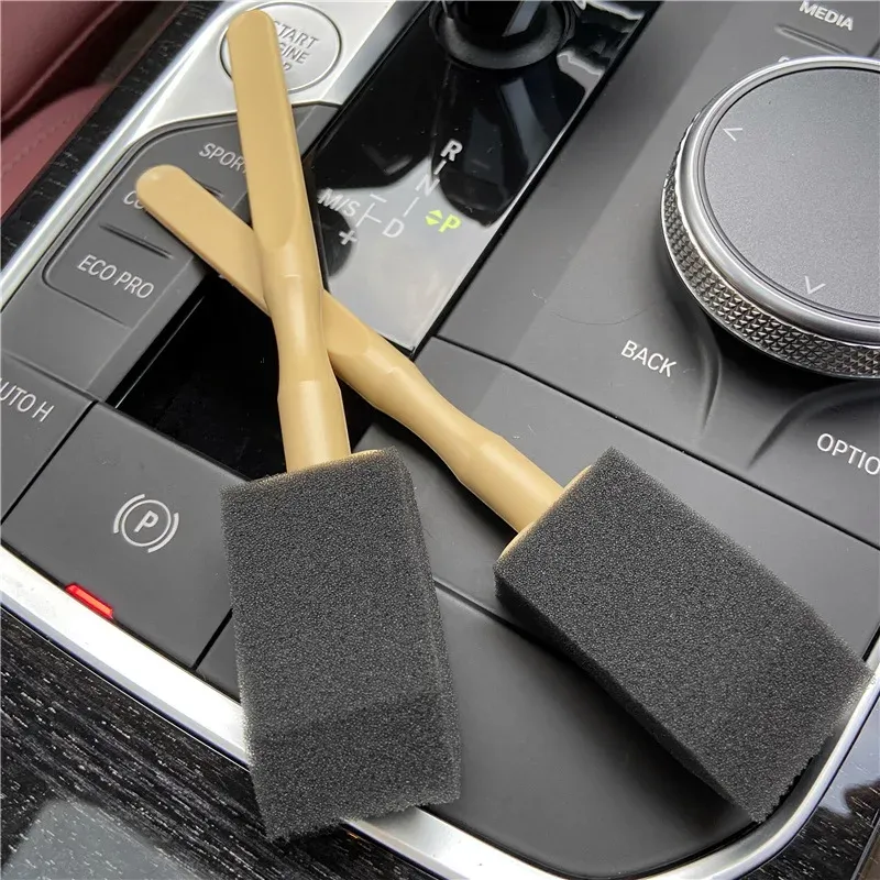 Brosse de nettoyage pour habitacle