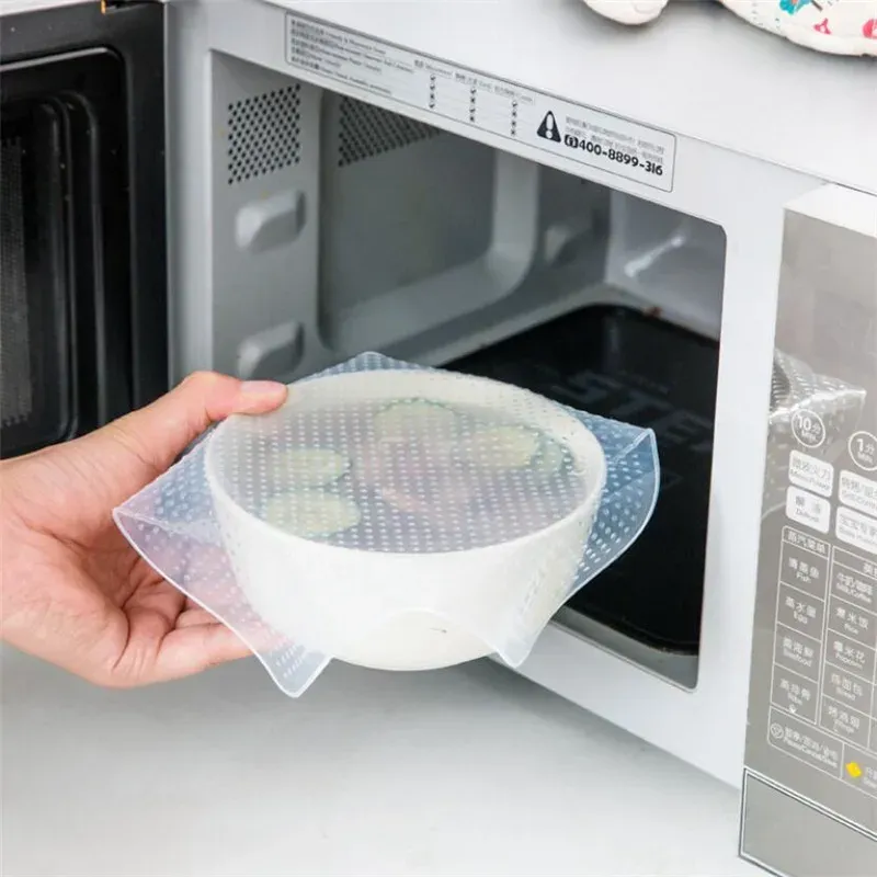 Couvercle extensible en silicone recouvrant un bol
