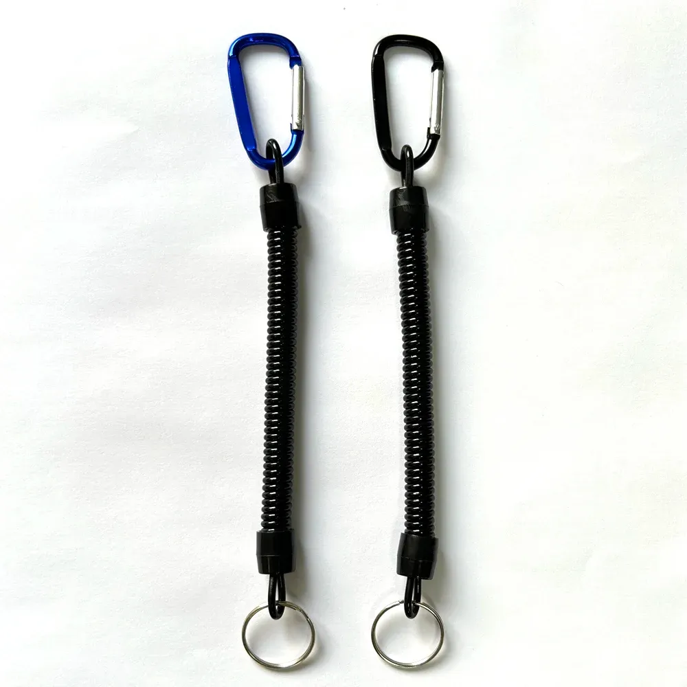 Corde élastique rétractable en usage extérieur
