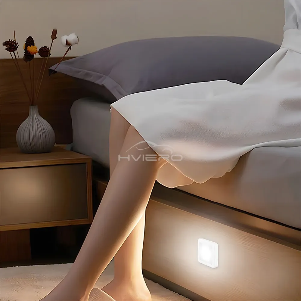 Veilleuse lumineuse dans un intérieur moderne