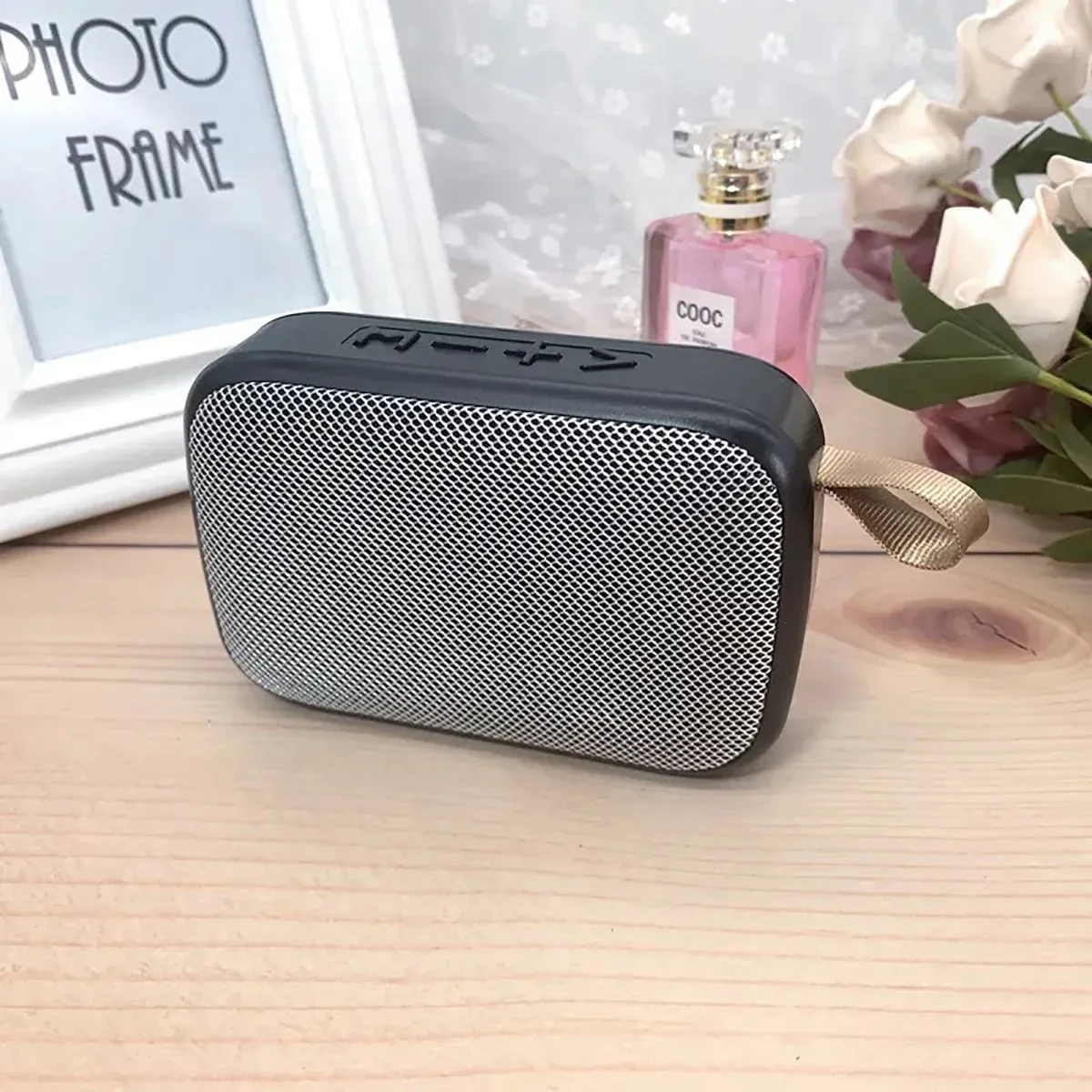 Enceinte Bluetooth sous différents angles