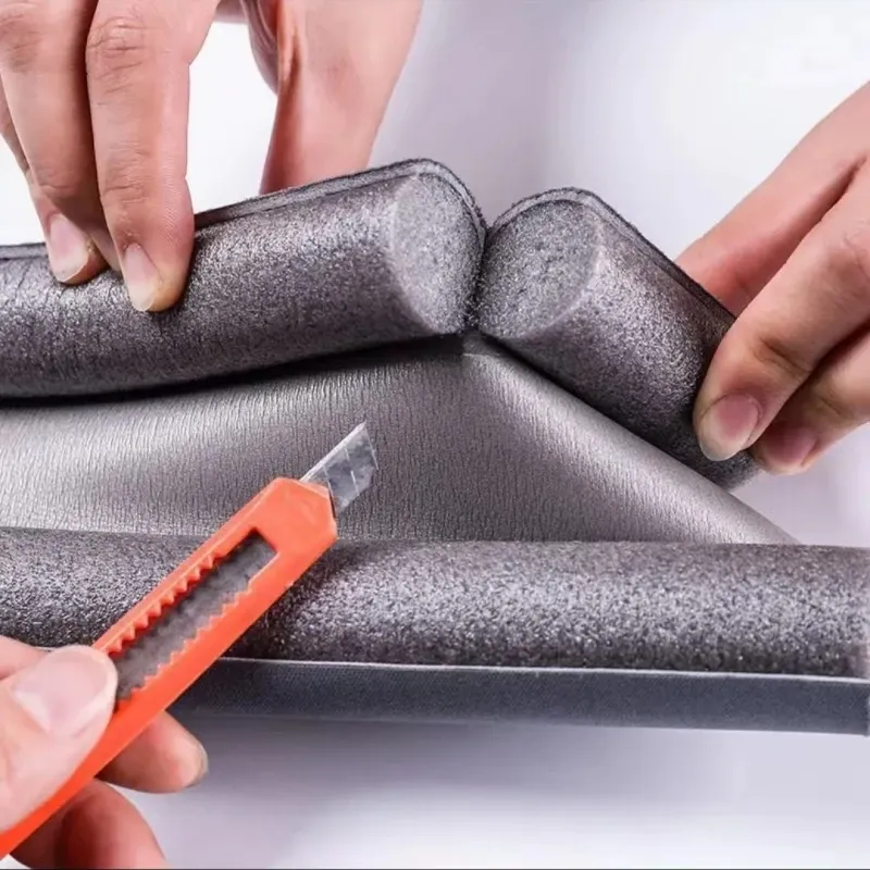 Lot de 2 joints d'étanchéité flexibles pour bas de porte, bande de fermeture inférieure anti-froid et anti-intempéries 3