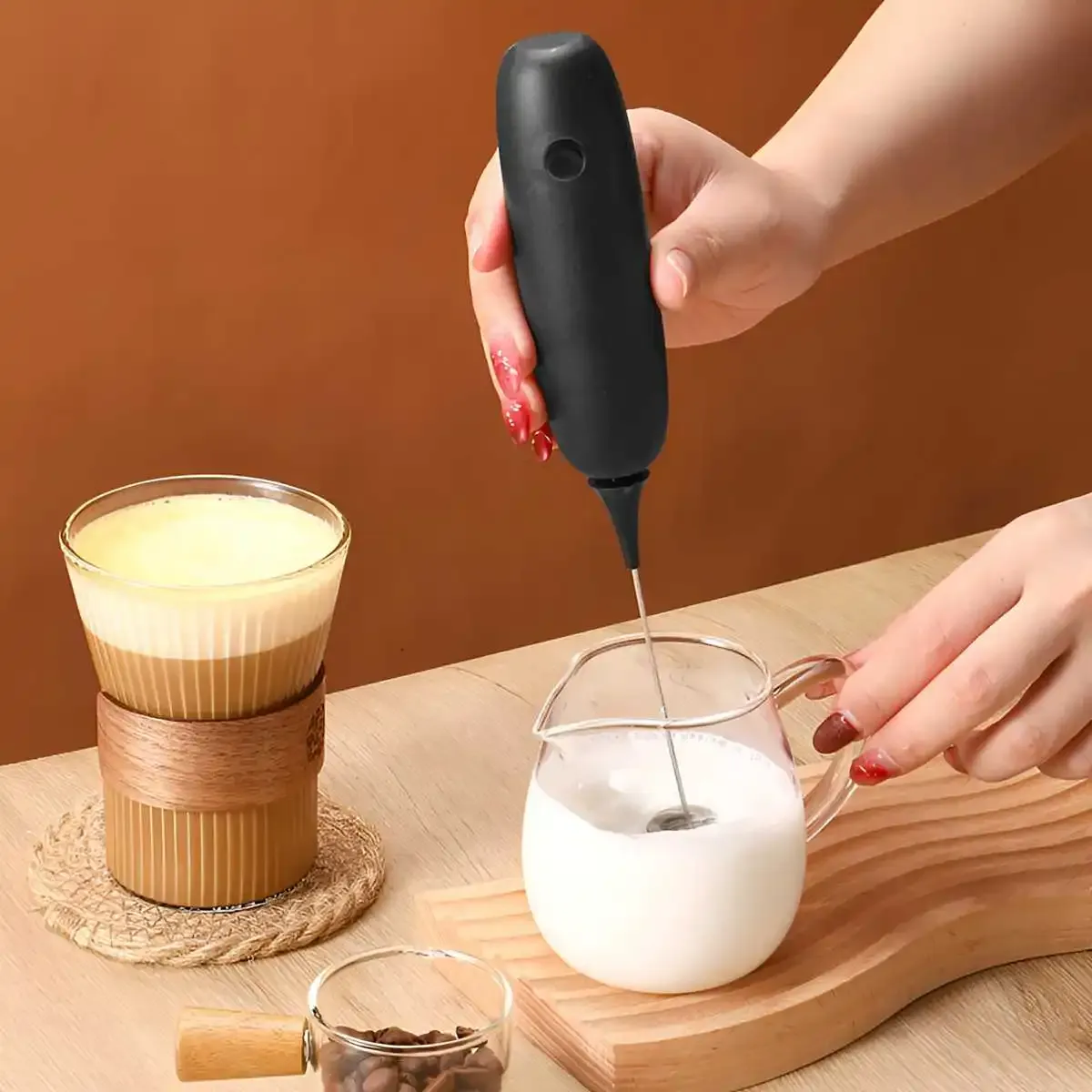 Mousseur à lait électrique portable pour café, cappuccino et latte, fonctionnement à piles 2