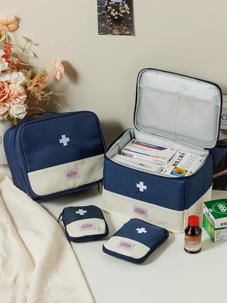 Mini sac à médicaments, vue arrière